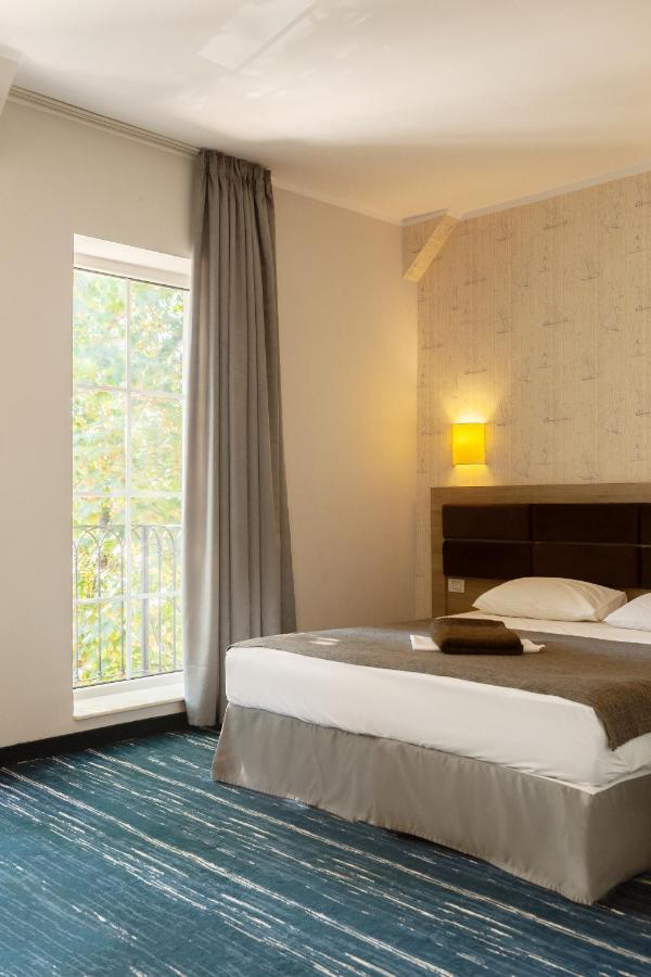 Hotel Victoria Эфорие Норд Экстерьер фото